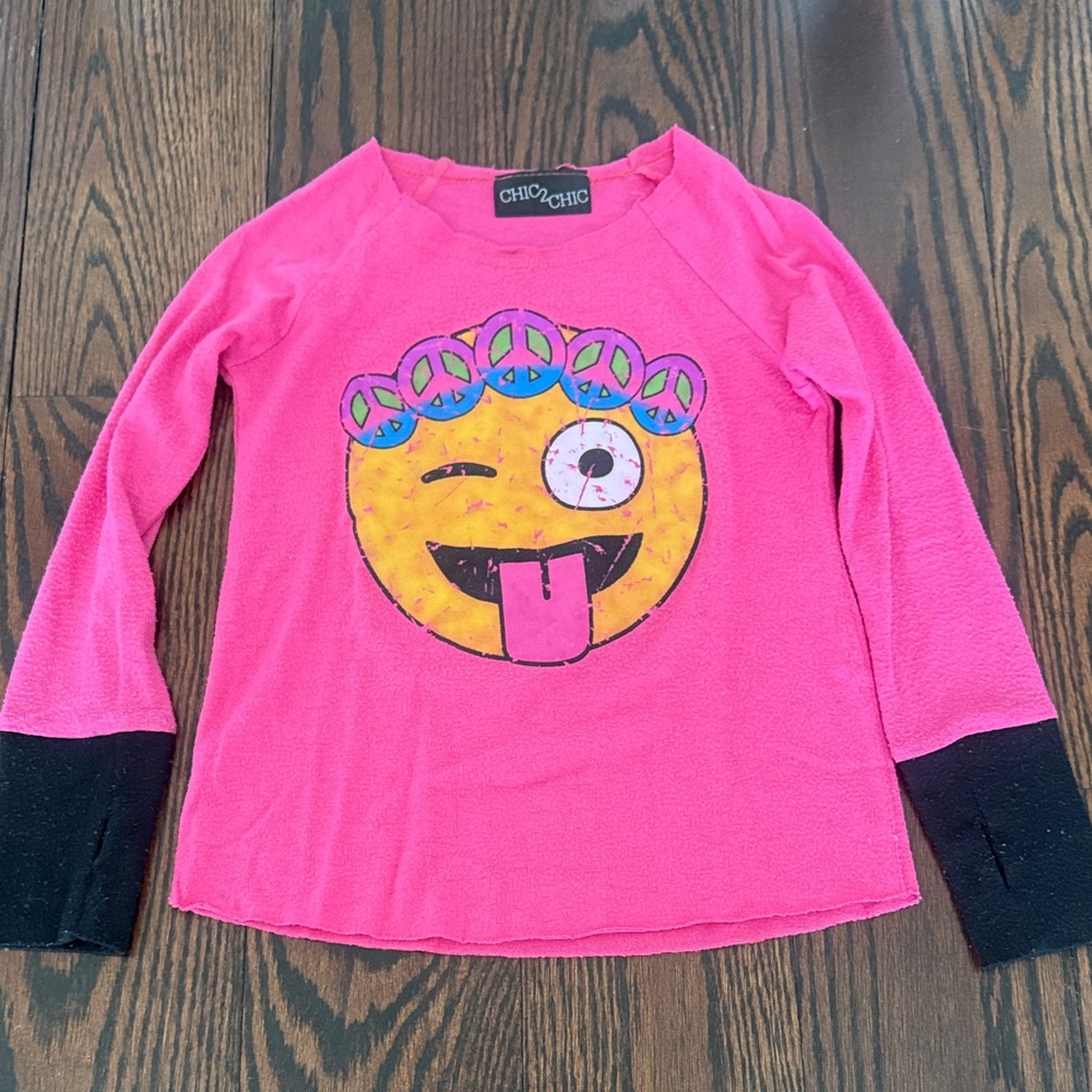 Chic Vibrant Pink Emoji Long Sleeve Tee